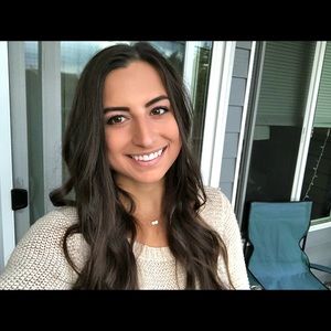 Meet your Posher, Jessica